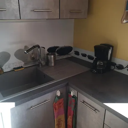 Au Calme Avec Cuisine Equipee Sur Demande En Supplement